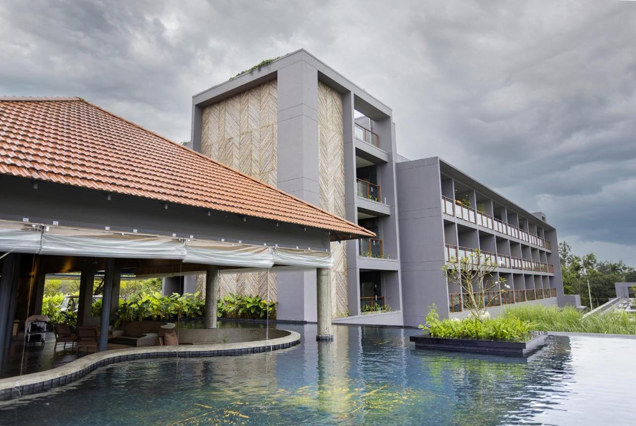 Saptha Resort And Spa สุลต่านบาเทรี ภายนอก รูปภาพ