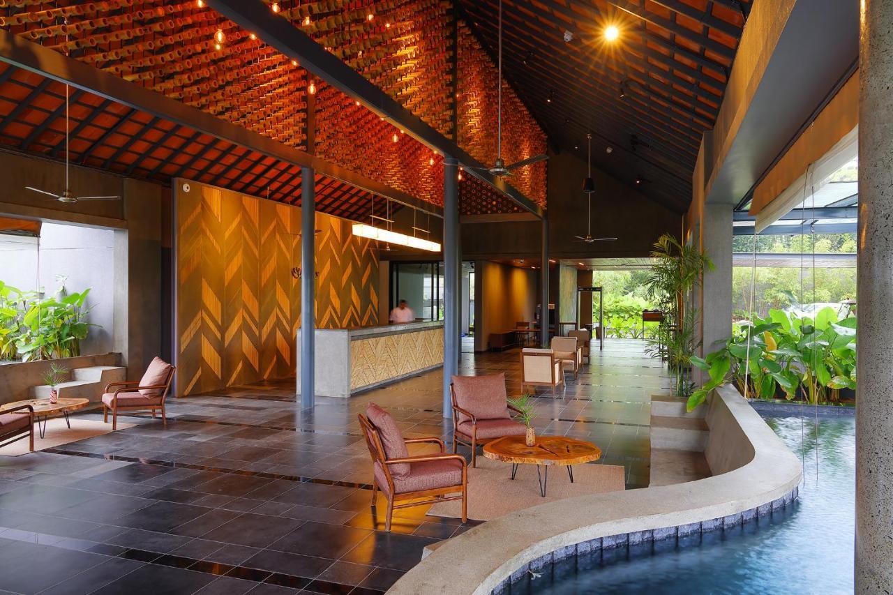 Saptha Resort And Spa สุลต่านบาเทรี ภายนอก รูปภาพ