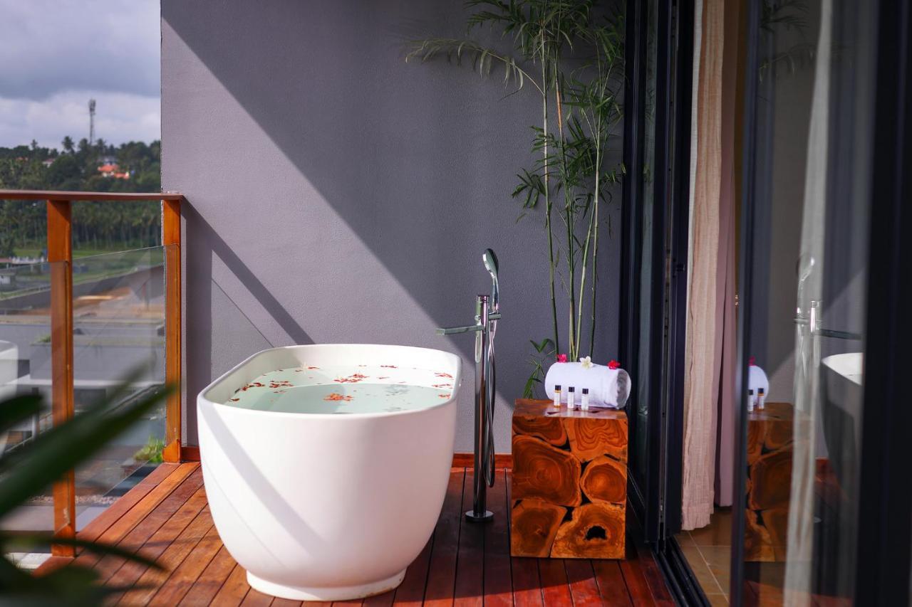 Saptha Resort And Spa สุลต่านบาเทรี ภายนอก รูปภาพ